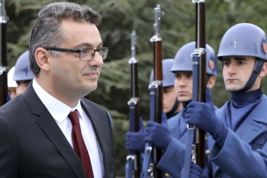 Πτώση της κυβέρνησης στα κατεχόμενα