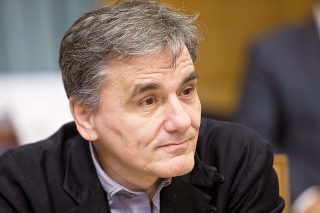 Εκκρεμότητες και σκόπελοι πριν από τις εκλογές