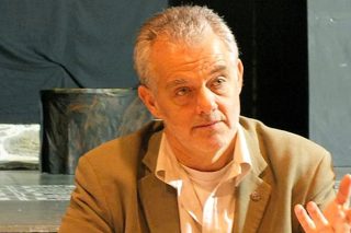 «Τα φώτα σβήνουν σε σπίτια και παραγωγικές μονάδες»