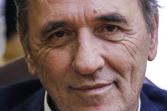 Από το 2015 τα οικιακά τιμολόγια ρεύματος έχουν μειωθεί μεσοσταθμικά κατά 12%