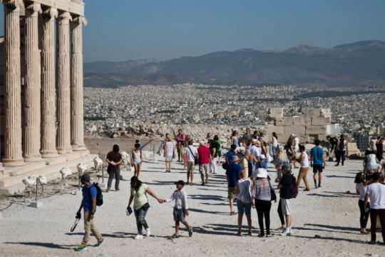 Die Welt: Η Ελλάδα αναπτύσσεται ταχύτερα από τη Γερμανία