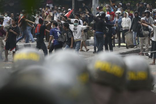 300 συλλήψεις διαδηλωτών κατά του νέου προέδρου στην Ινδονησία