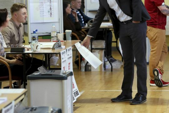 Ενίσχυση Πράσινων στην Ιρλανδία δίνουν τα exit polls