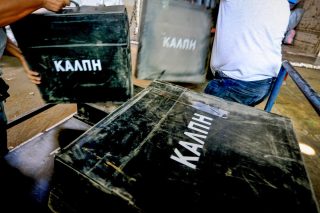 Βαίνομεν προς εκλογάς αλλά χάθηκε η μπάλα