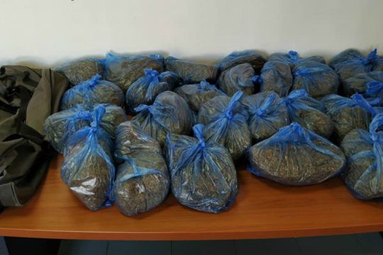 Ηράκλειο: 27 κιλά παράνομο καπνό σε ασυνόδευτο δέμα στο λιμάνι