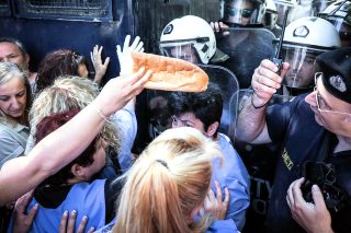 Στο Μαξίμου οι καθαρίστριες του «Δρομοκαΐτειου»