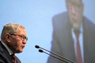 Φεύγει ένα «αγκάθι», έρχεται… άλλο