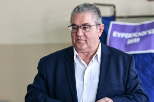 Για αντιλαϊκή εναλλαγή ΣΥΡΙΖΑ – Ν.Δ. μιλά το ΚΚΕ