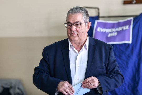 Σταθερό το ΚΚΕ,  στο όριο το ΜέΡΑ25