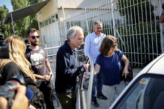 Σταμάτησε την απεργία πείνας ο Δ. Κουφοντίνας