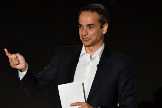 Υποσχέθηκε θέσεις εργασίας και «έκρηξη ιδιωτικών επενδύσεων»