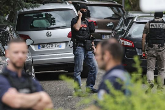 «Πιστός» του ISIS δήλωσε ο δράστης της επίθεσης στη Λιόν