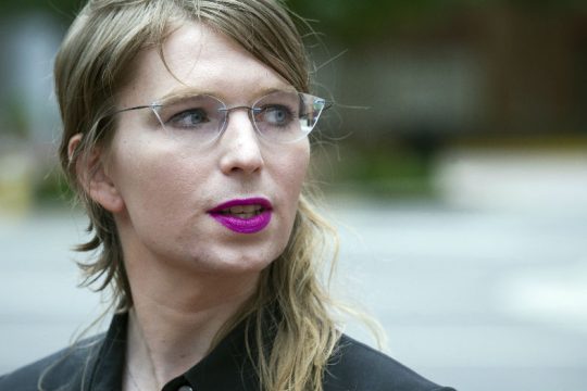 Ξανά στη φυλακή η Μάνινγκ γιατί δε συμμορφώθηκε