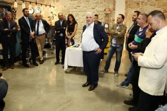 Στον… αέρα άφησε τον Χιμένεθ ο Δ. Μελισσανίδης