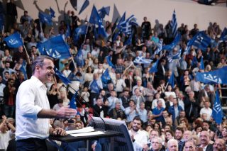 Ψηφοφόρους απ’ το ΚΙΝ.ΑΛΛ. αναζητά ο Μητσοτάκης