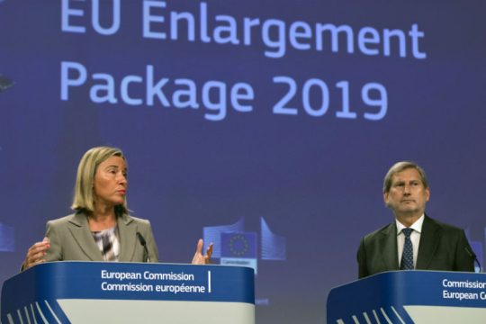 Κυπριακή ΑΟΖ και Αιγαίο κρίνουν το πάγωμα των ενταξιακών για την Τουρκία