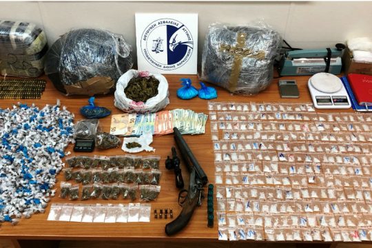 Εξαρθρώθηκε ομάδα διακίνησης ναρκωτικών στο κέντρο της Αθήνας