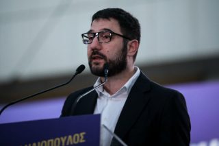 Ν. Ηλιόπουλος: Ούτε εκατοστό δημόσιου χώρου σε υπόδικους νεοναζί