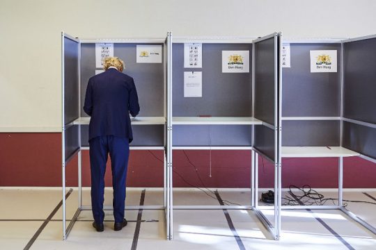 Οι Ολλανδοί διέψευσαν τις δημοσκοπήσεις