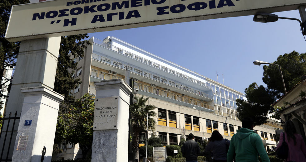 Στην εντατική 14χρονη έπειτα από τροχαίο στη Βάρκιζα
