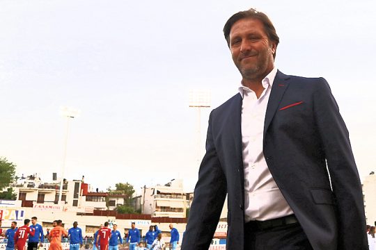 Ο Μαρτίνς πήρε τα ηνία