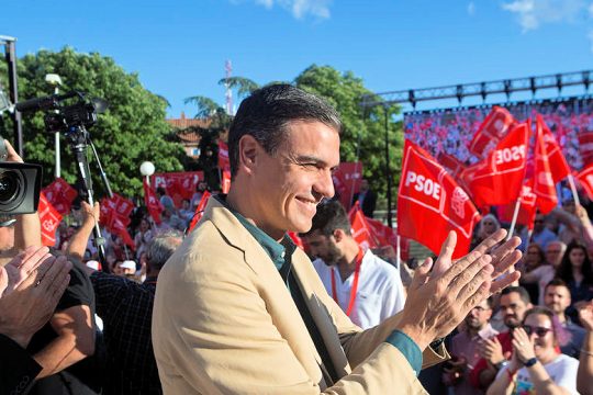 Ο χάρτης της Ισπανίας βάφτηκε κόκκινος