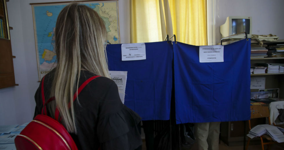 Η αναμέτρηση σε Περιφέρειες και Δήμους