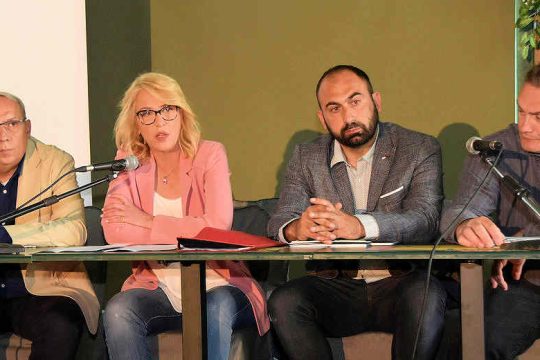 Ρένα Δούρου και Αντ. Γάκης ενώνουν τις δυνάμεις τους