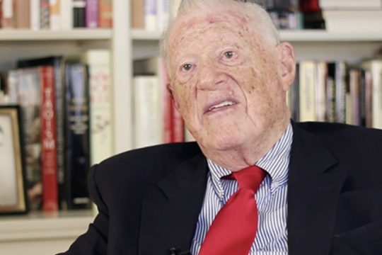 Πέθανε ο ιδρυτής της Human Rights Watch