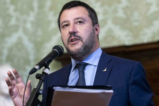 Καταδίκη για υπεξαίρεση εις βάρος υφυπουργού της Λέγκας