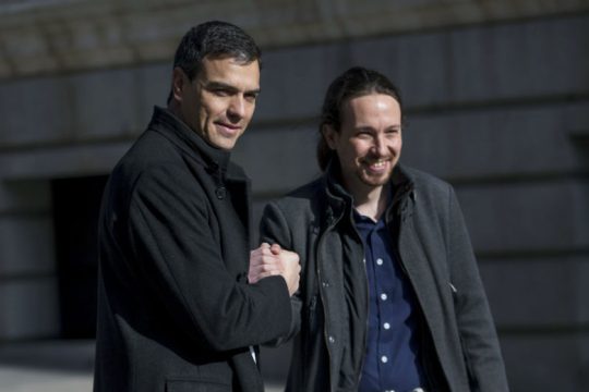 Ανοιχτός σε κυβερνητική συνεργασία με τους Podemos ο Πέδρο Σάντσεθ