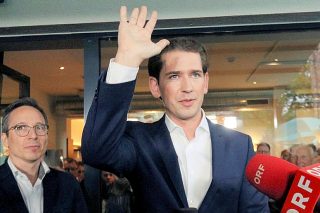 Επεσε η κυβέρνηση Κουρτς στην Αυστρία
