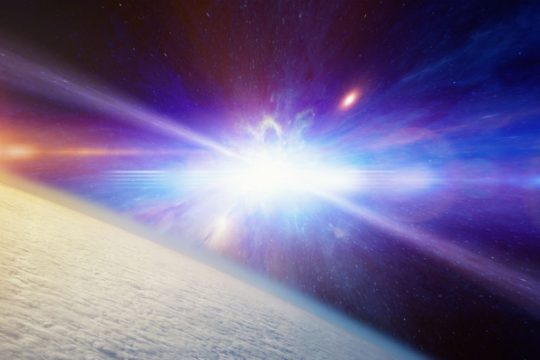 Μαζική έκρηξη supernova ίσως έκανε τους ανθρώπους να στέκονται στα δύο πόδια