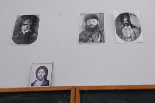 Για μια επιθετική πολιτική στάση
