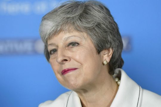 Κούρσα διαδοχής στους Τόρις με το βλέμμα στο Brexit