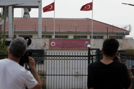 Στην απομόνωση αντιφρονούντες κρατούμενοι στην Τουρκία