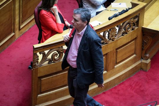 Το σχόλιο Τσακαλώτου για χυδαία ανάρτηση στελέχους της Ν.Δ.