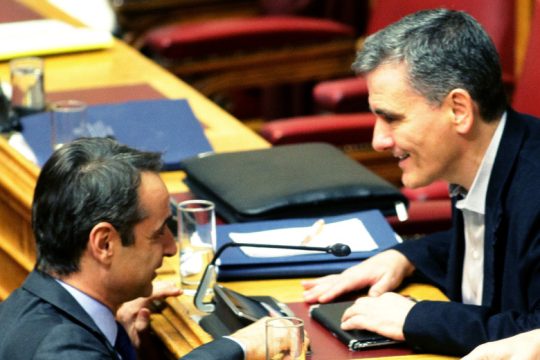 «Αβρότητες» Μητσοτάκη για Τσακαλώτο και απάντηση του υπουργού Οικονομικών