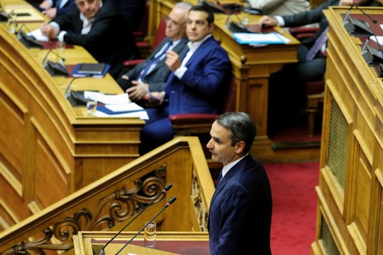 «Πόλεμος» από την πρώτη μέρα