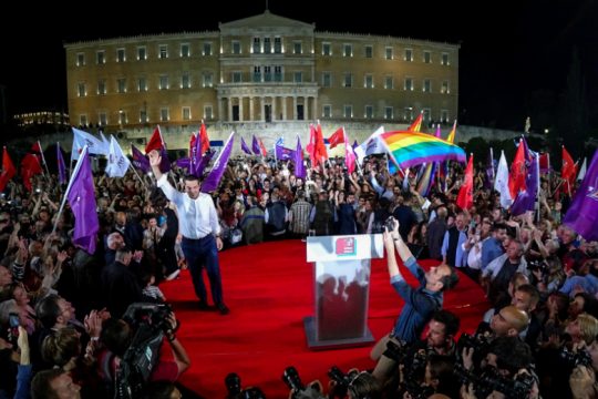 Live η ομιλία Τσίπρα στο Σύνταγμα