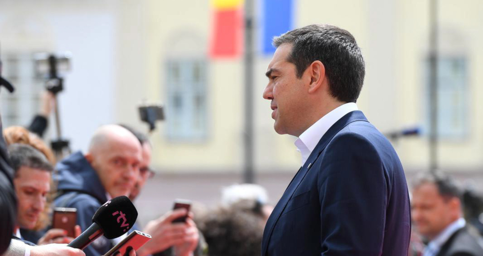 Τον Φρανς Τίμερμανς στηρίζει ο Αλέξης Τσίπρας για την Κομισιόν