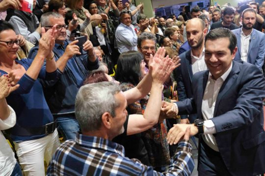 Ενώ αποθεώθηκε, γράφουν πως αποδοκιμάστηκε ο Τσίπρας στα Χανιά