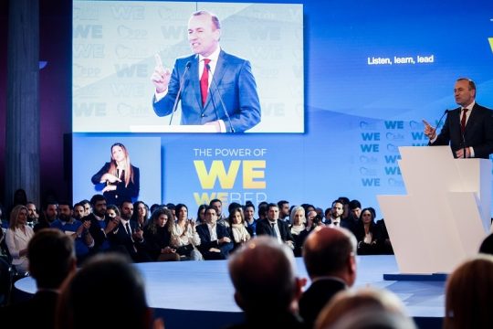 Μπλόκο στον Βέμπερ από τον Αλέξη Τσίπρα και άλλους ηγέτες
