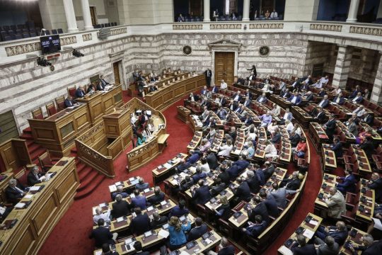 Δεκτό επί της αρχής το νομοσχέδιο για τις 120 δόσεις