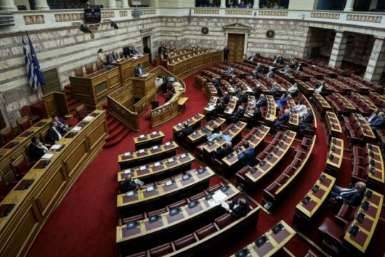 Κοινοβουλευτική «μάχη» με φόντο τις ευρωεκλογές [ Live ]