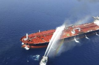 Στον Κόλπο βρέχει… τελεσίγραφα
