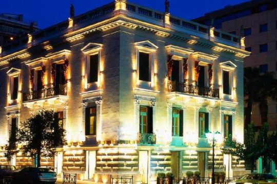 Στο αρχοντικό που «έκλεψε» ο Τσαρούχης