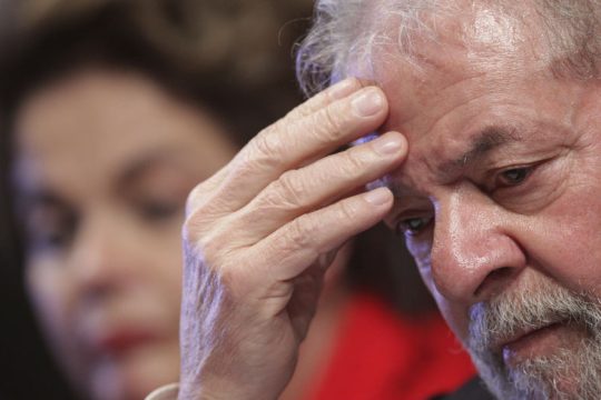 Η πολιτική μεθόδευση της φυλάκισης του Λούλα
