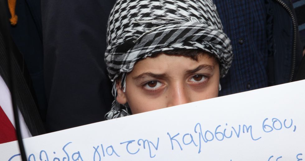Επίθεση «αγανακτισμένων» σε ανήλικους πρόσφυγες