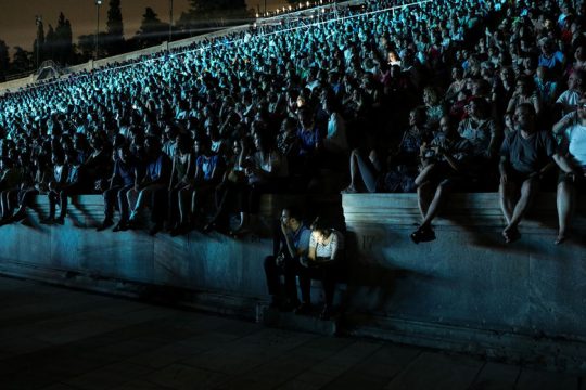 Ατελείωτο χειροκρότημα για τον Μίκη Θεοδωράκη
